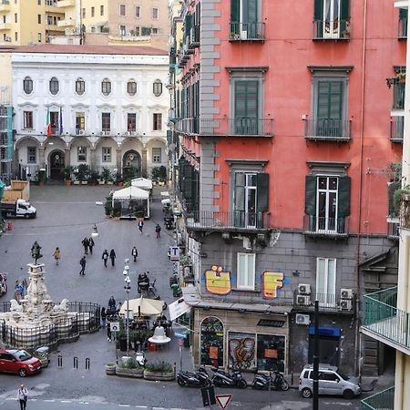 Modern Apartment At Piazza Del Gesu' By Wonderful Italy ナポリ エクステリア 写真